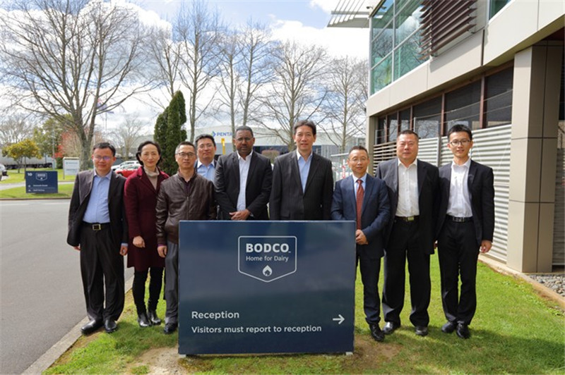 阮平总领事考察新西兰博科公司