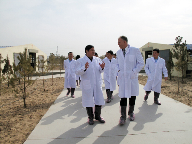 新西兰驻华大使来中牧亿林考察访问