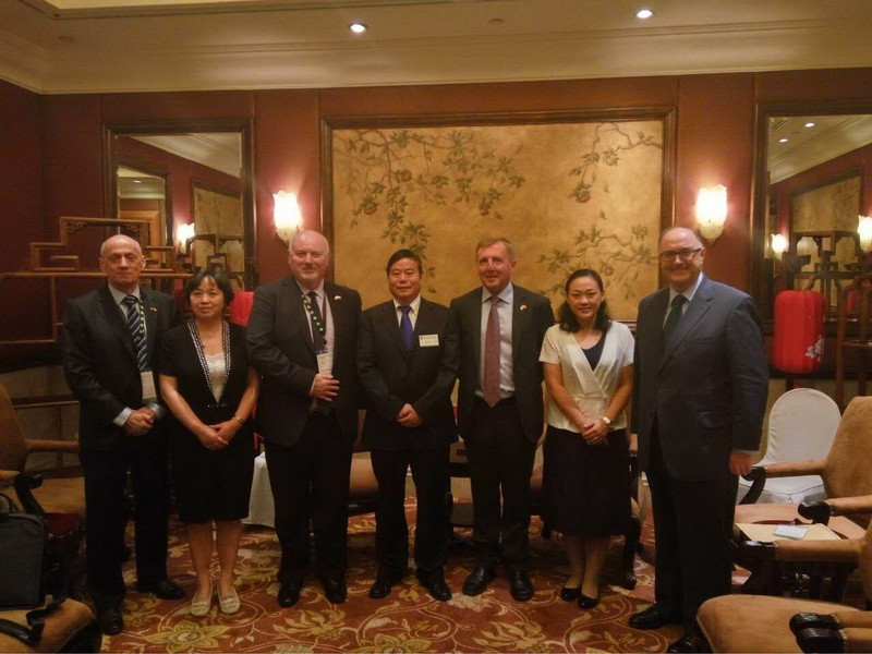 薛廷伍总经理拜会爱尔兰农业食品与海事部部长