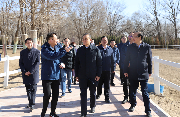 全国总工会赴东方马都开展调研慰问送温暖活动