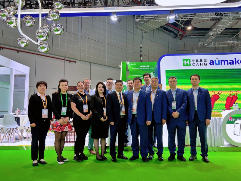 杨青春总经理带队参加第六届中国国际进口博览会