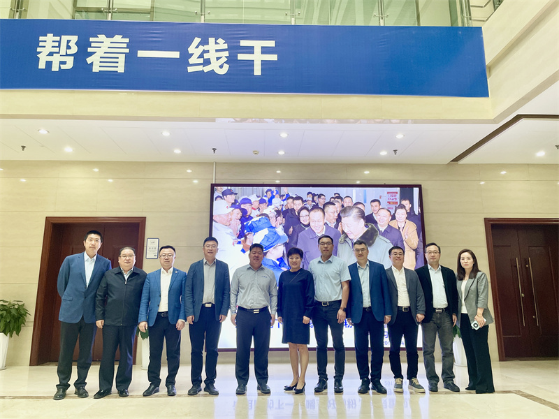 杨青春总经理一行访问君乐宝集团