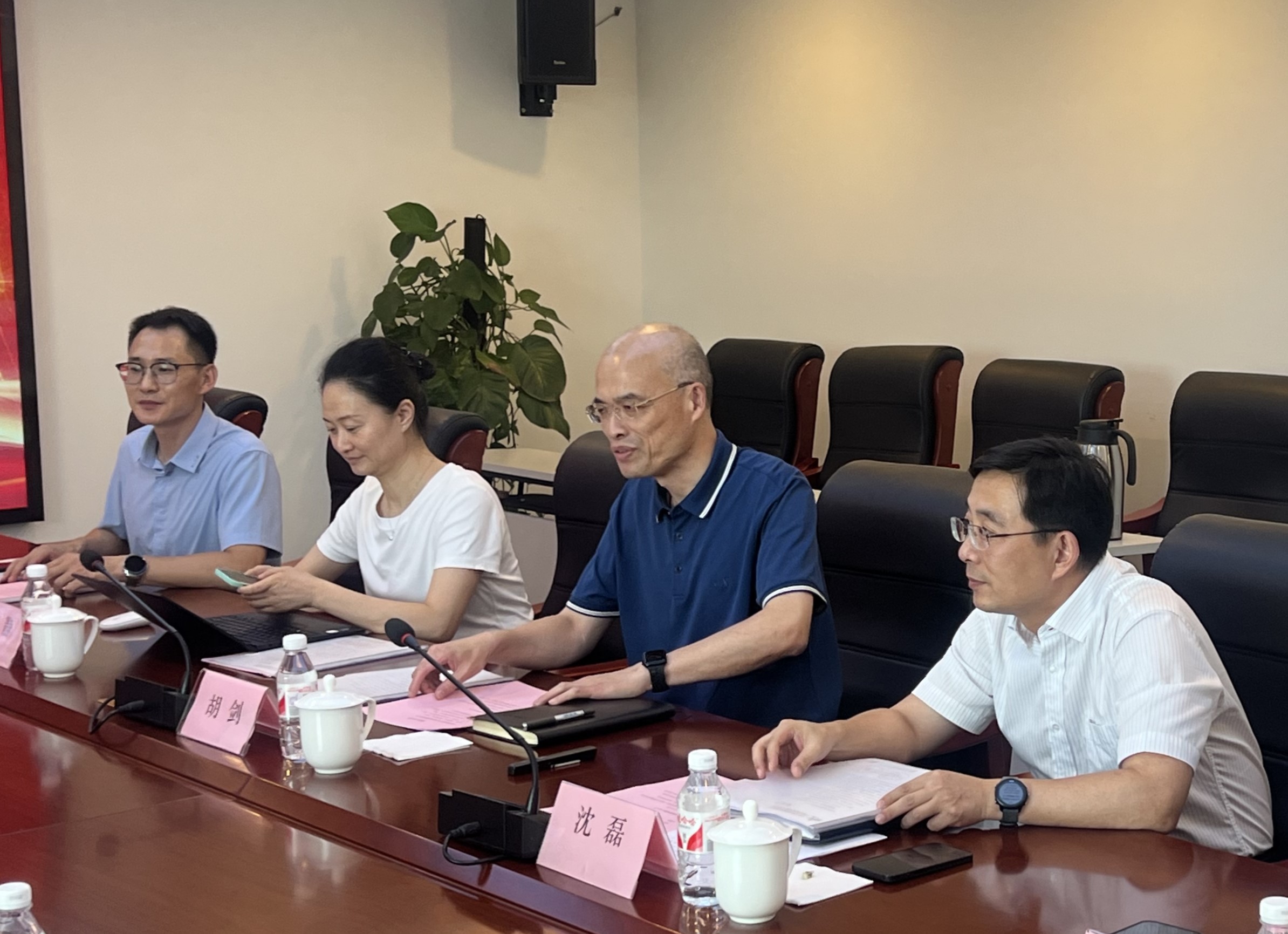 照片2.jpg 照片2.jpg